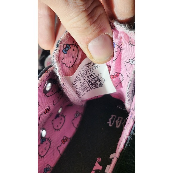 Converse x Hello Kitty Madison Ox Sneakers – Women's 10 💖🐱 - Picture 8 of 12